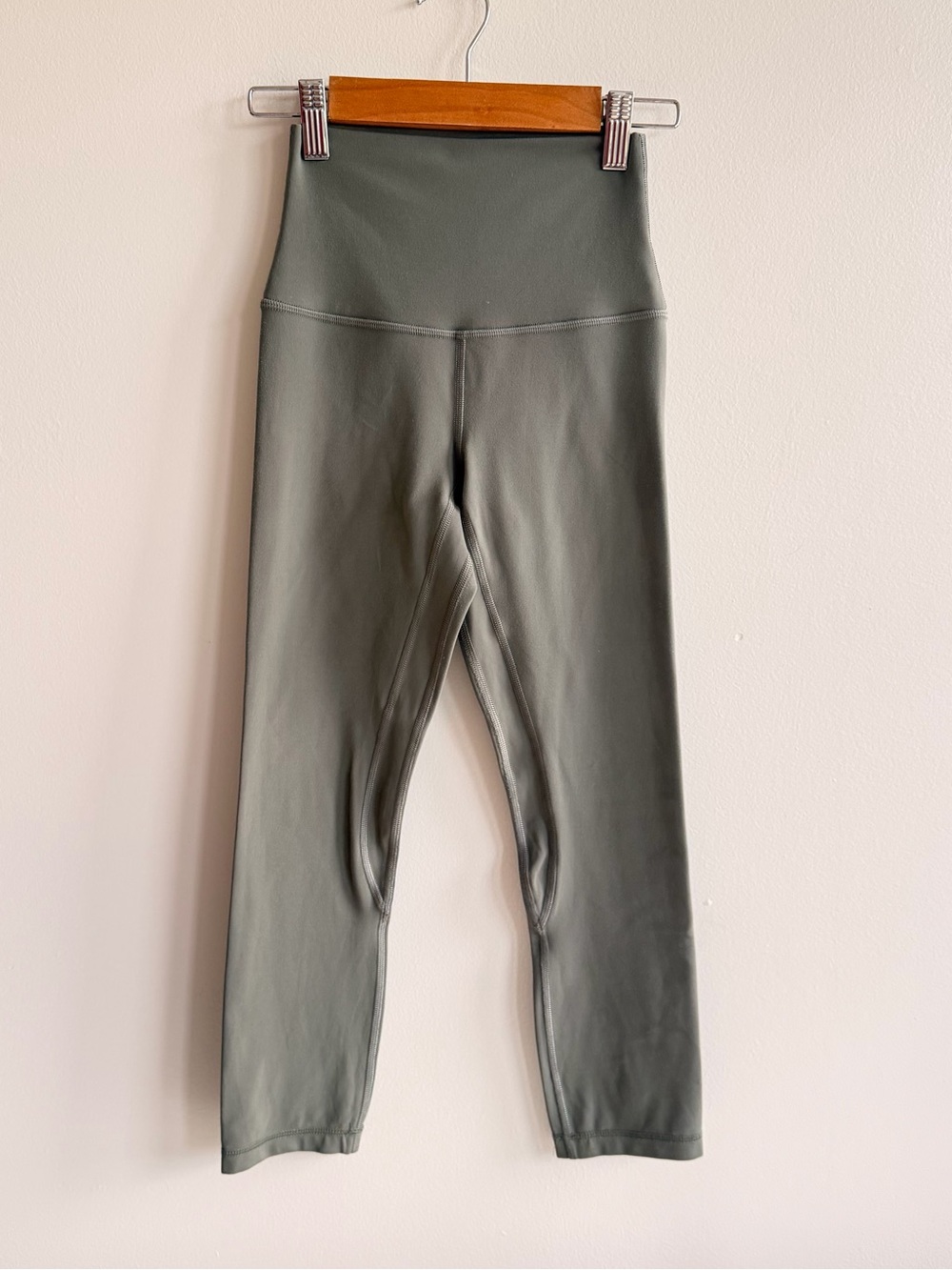 lululemon athletica High-Rise Leggings — Olive Green